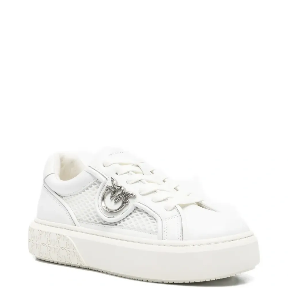 Кроссовки на платформе с аппликацией Yoko