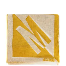 Шарф с бахромой по краям