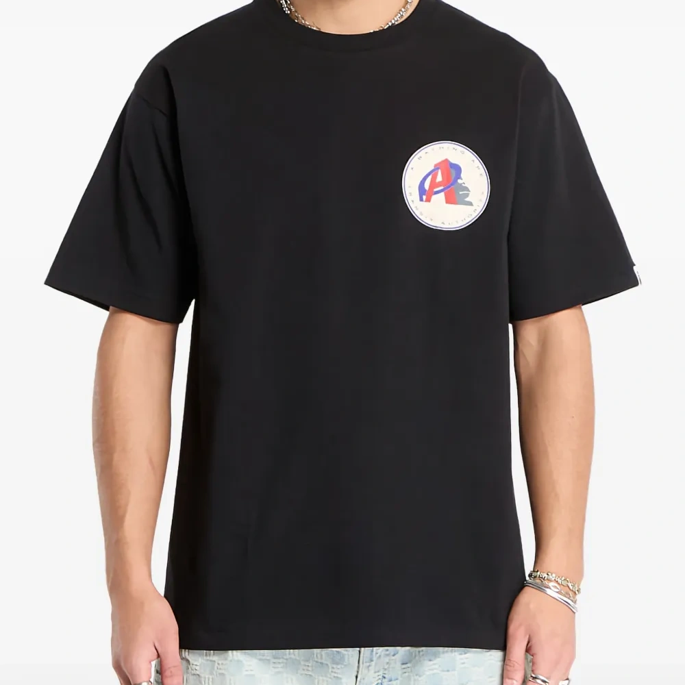 Футболка с принтом логотипа