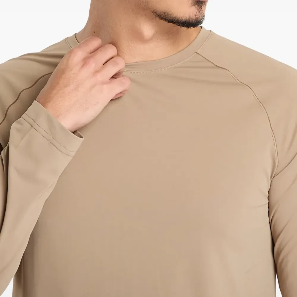 Футболка с длинными рукавами