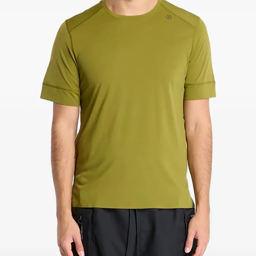 Футболка с коротким рукавом