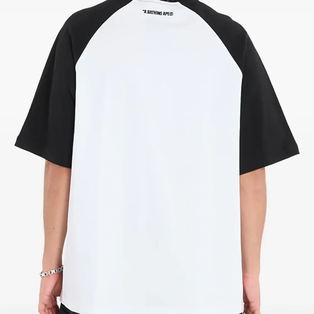 Футболка свободного кроя