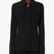 Рубашка-куртка из крепа с клапанами на карманах