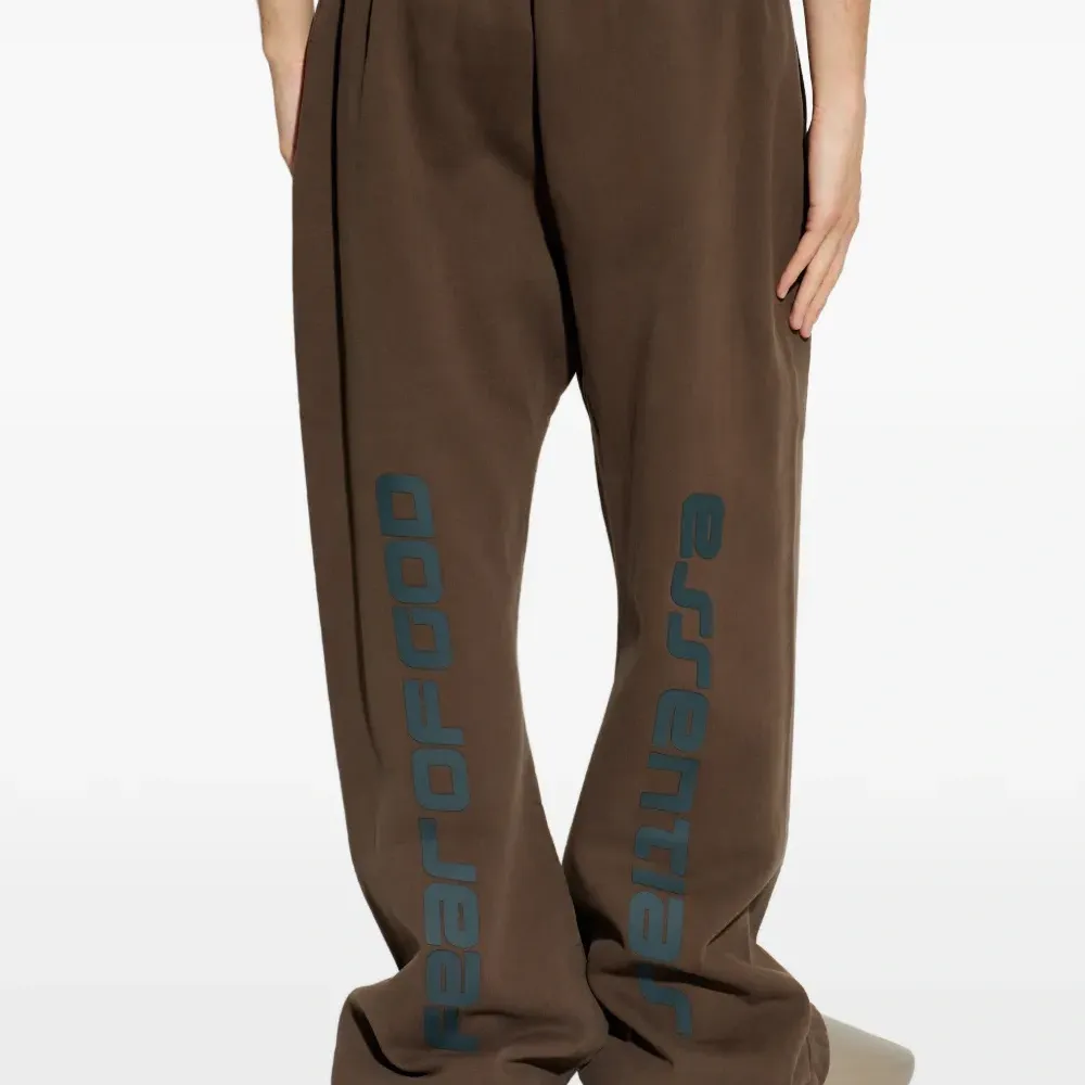 Спортивные брюки на кулиске