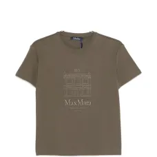 Футболка с вышитым логотипом