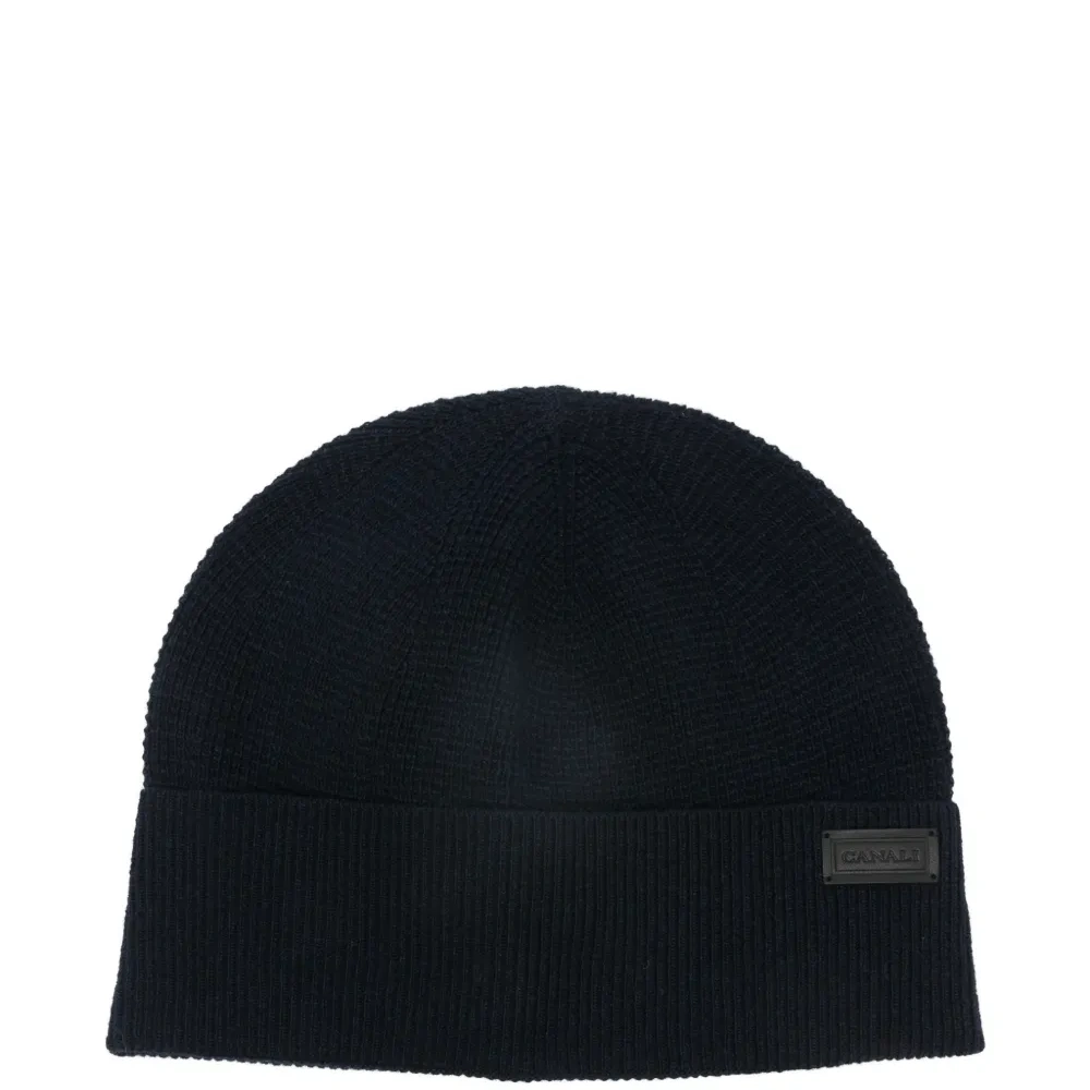 Шапки с нашивкой-логотипом