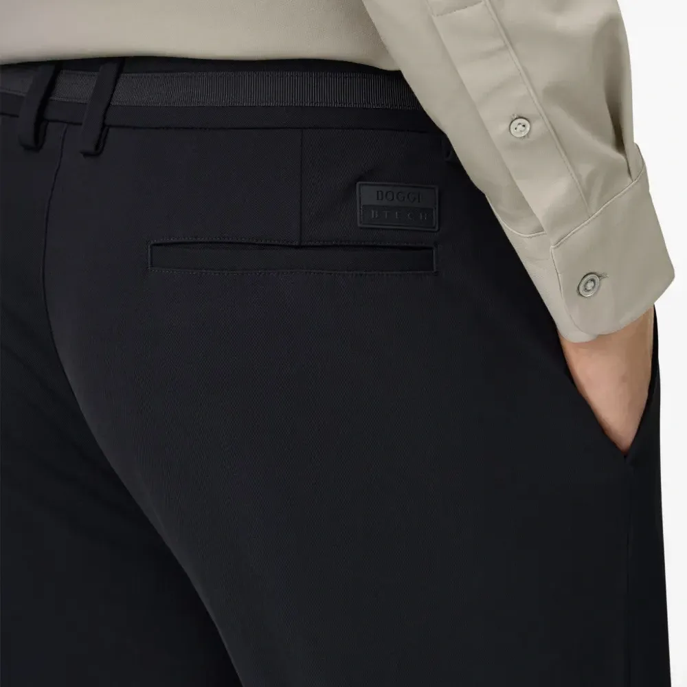 Брюки прямого кроя с карманом на молнии Брюки прямого кроя с карманом на молнии