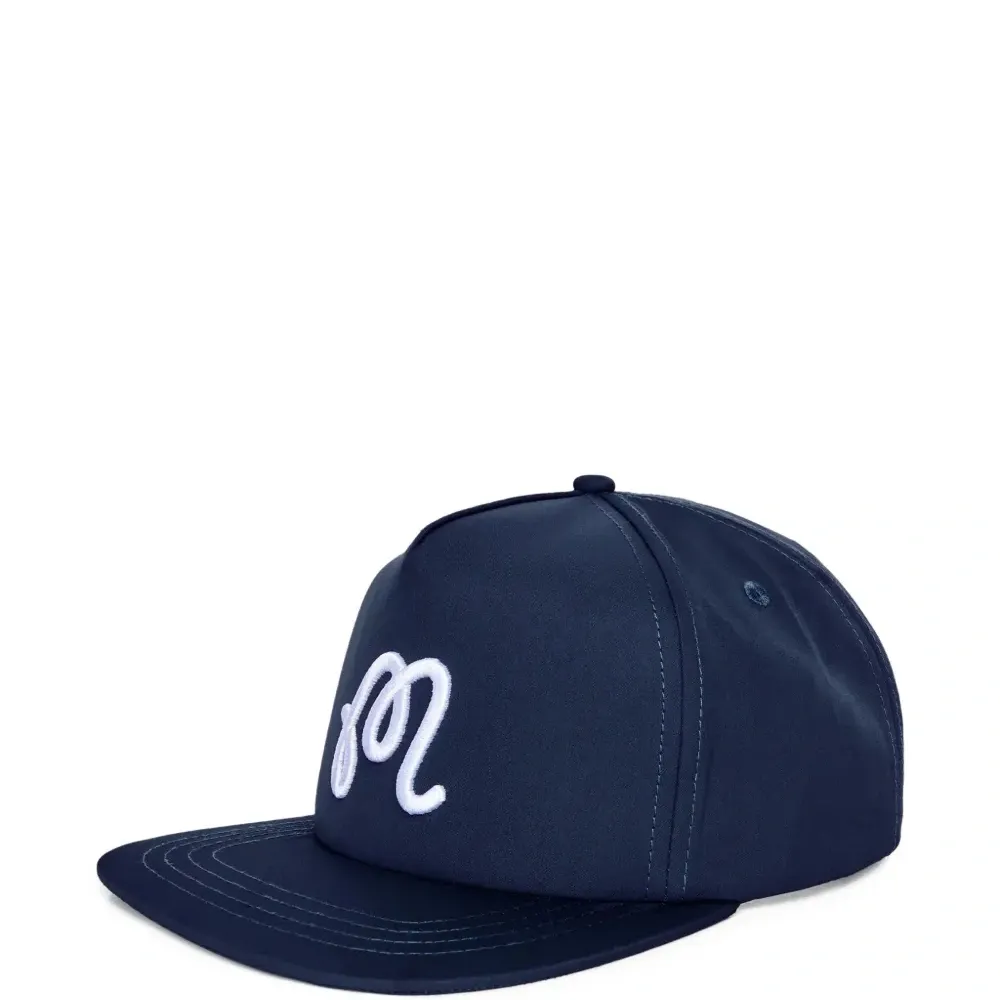 Бейсболка M с прямым козырьком