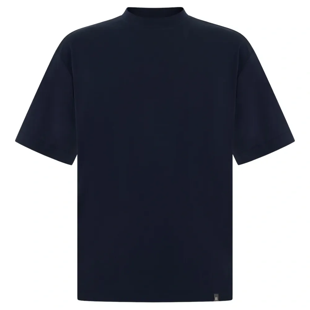 Футболка с аппликацией