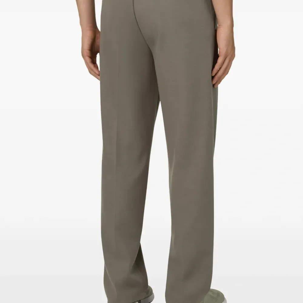 Флисовые спортивные брюки с кулиской