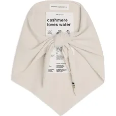 №150 Треугольный шарф Witch