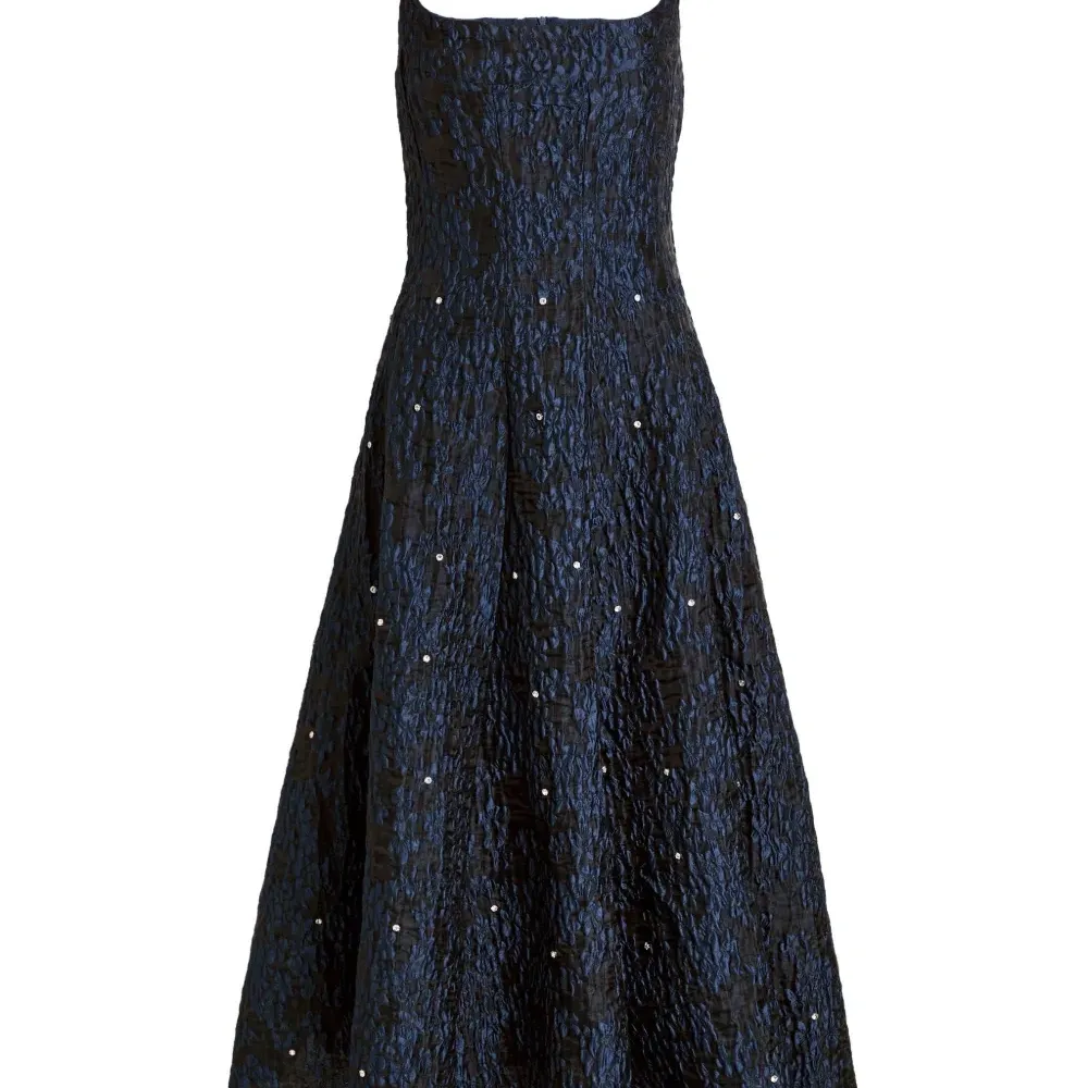 Платье миди с пайетками