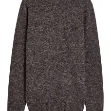 Свитер с круглым вырезом