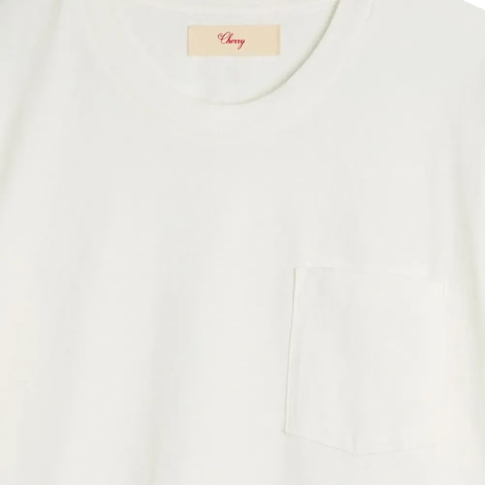 Футболка с карманом