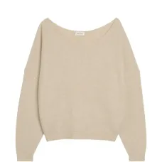 Джемпер с воротником-лодочка