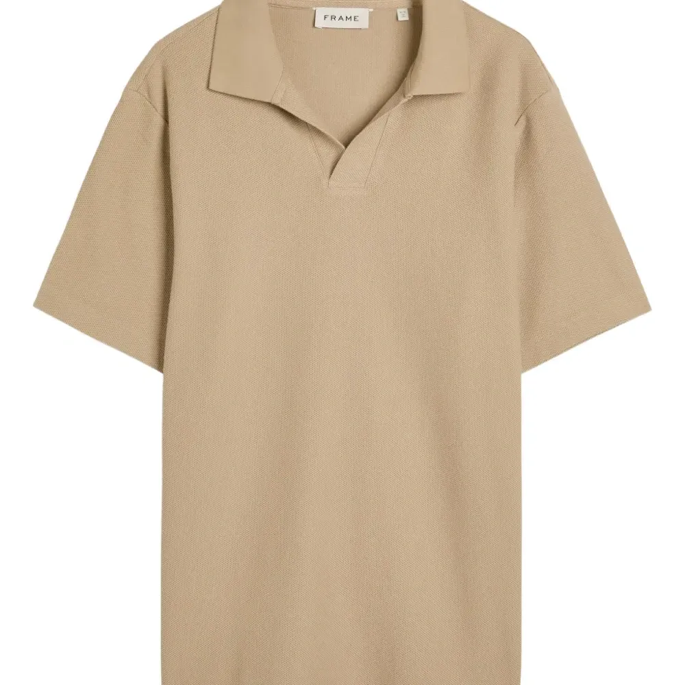 Футболка с воротником