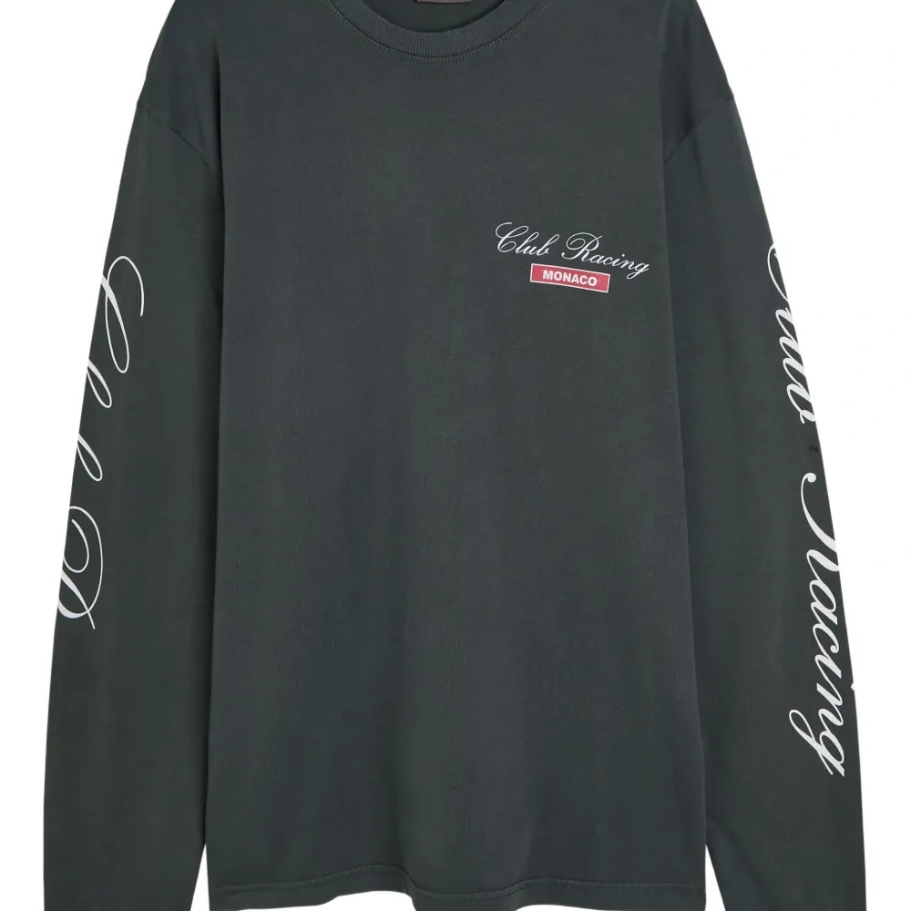 Футболка с длинными рукавами и принтом