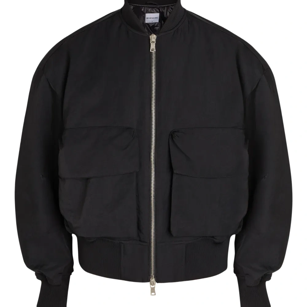 Бомбёр на молнии с карманами