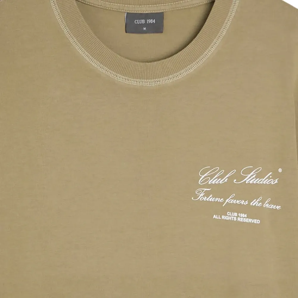 Футболка с текстовым принтом и круглым вырезом