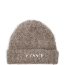 Вышитая шапка (или Вышитая бини)