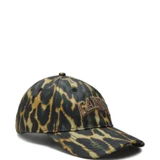 Бейсболка с логотипом