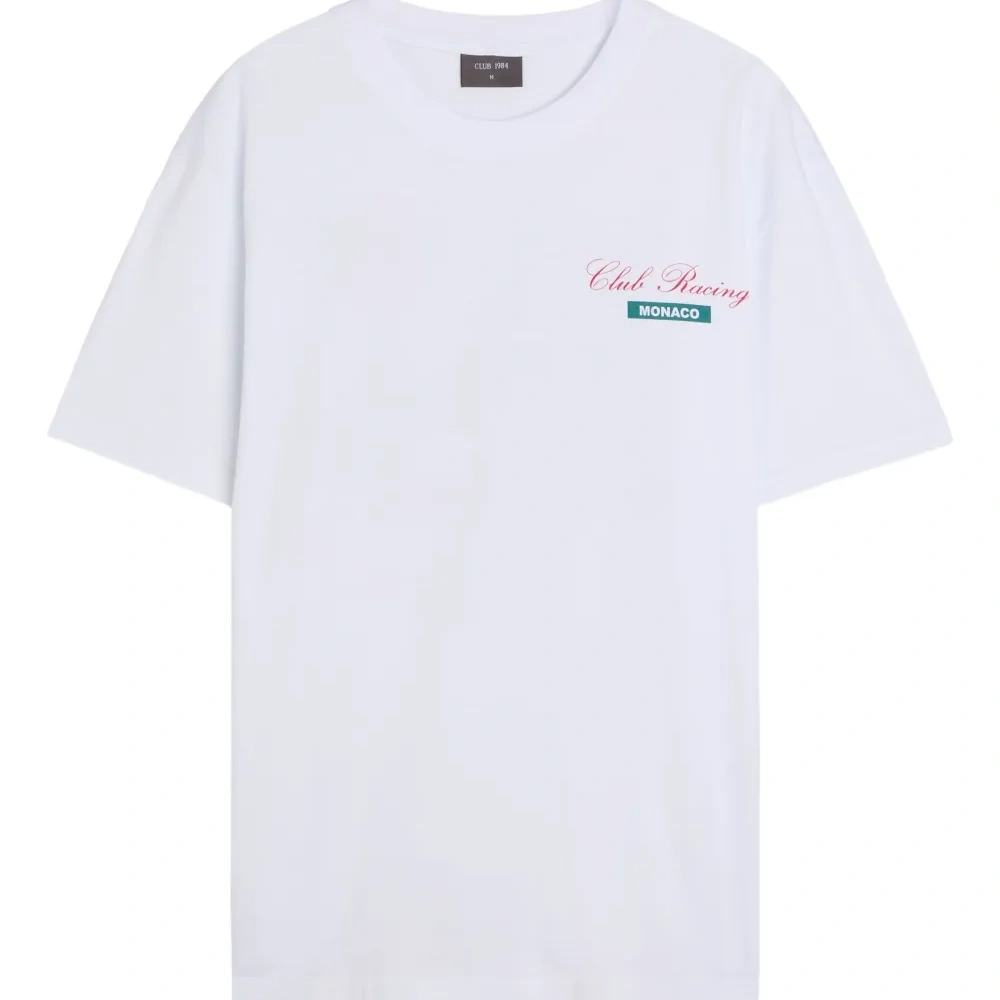 Футболка с логотипом