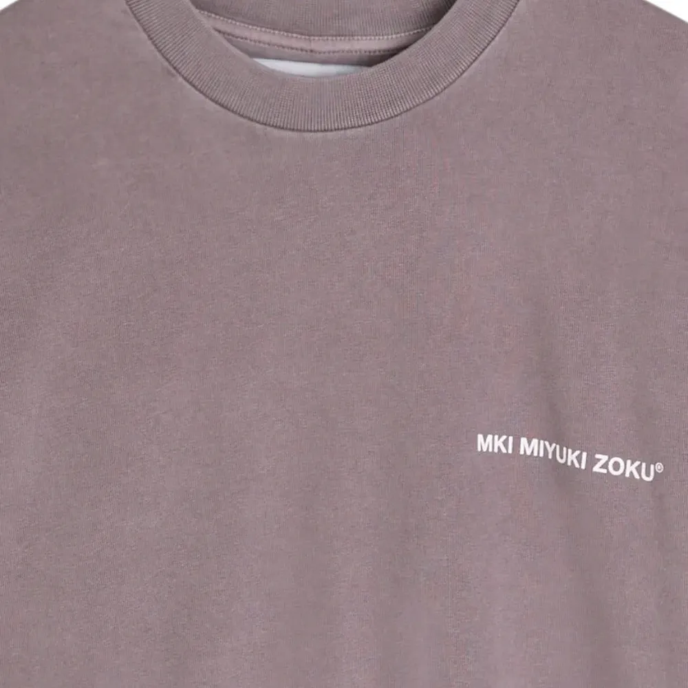 Футболка с логотипом