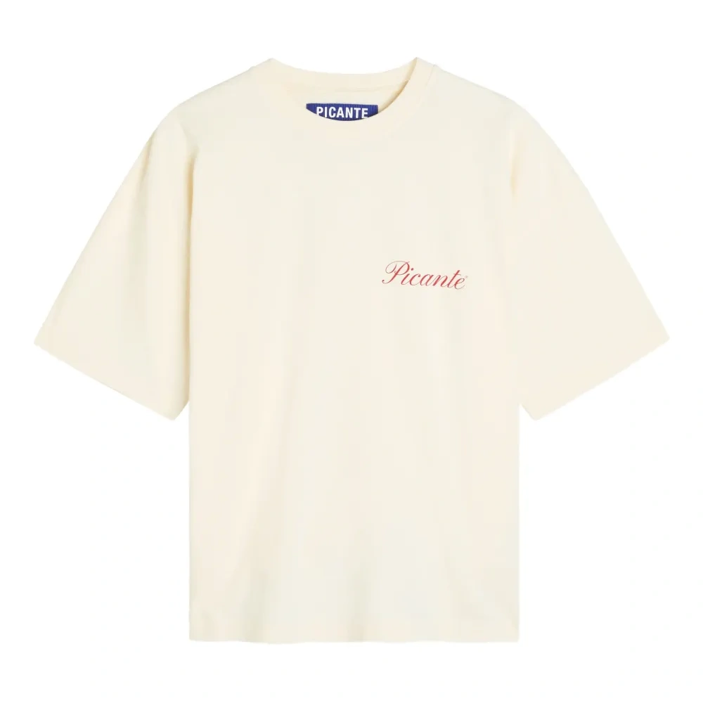 Вышитая футболка