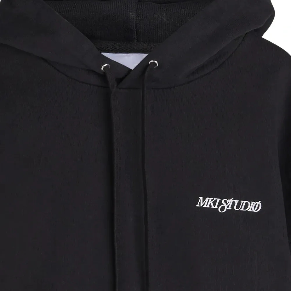 Худи с вышивкой