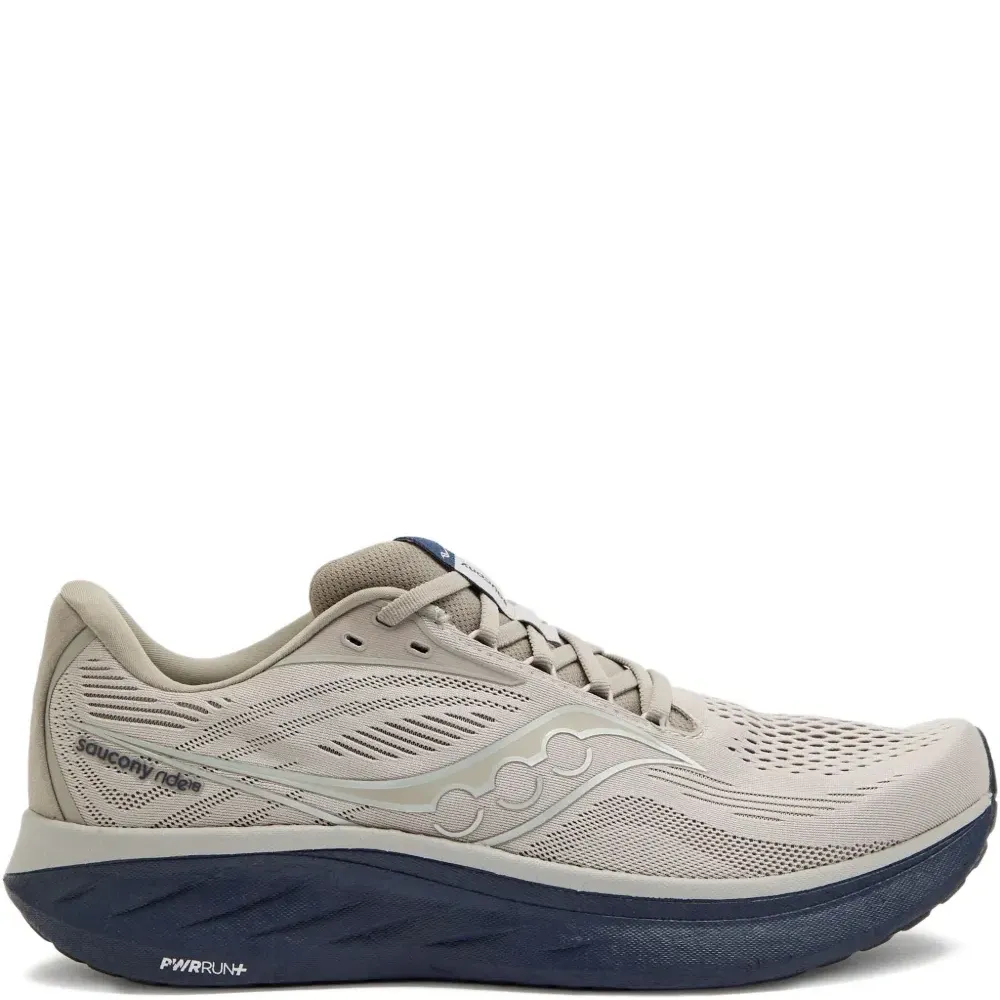 Кроссовки с логотипом