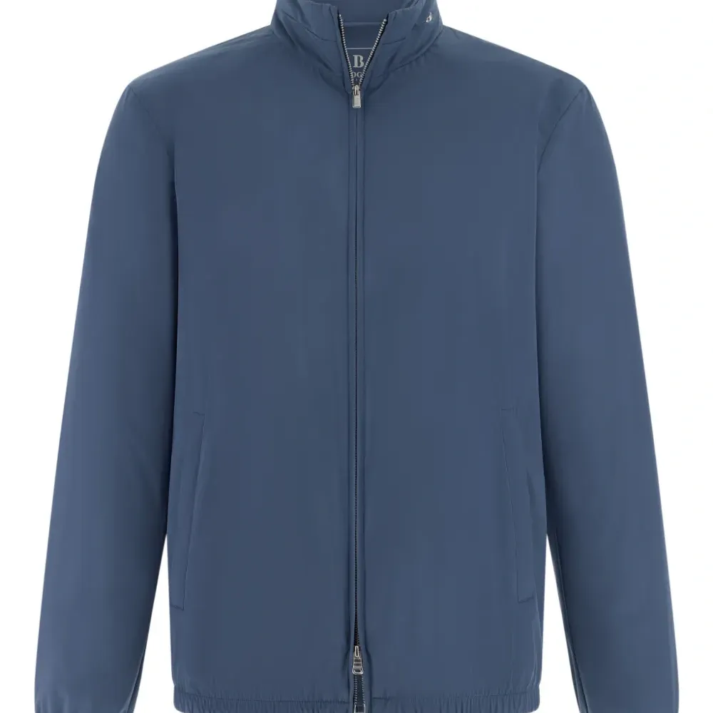 Куртка из технической ткани на молнии