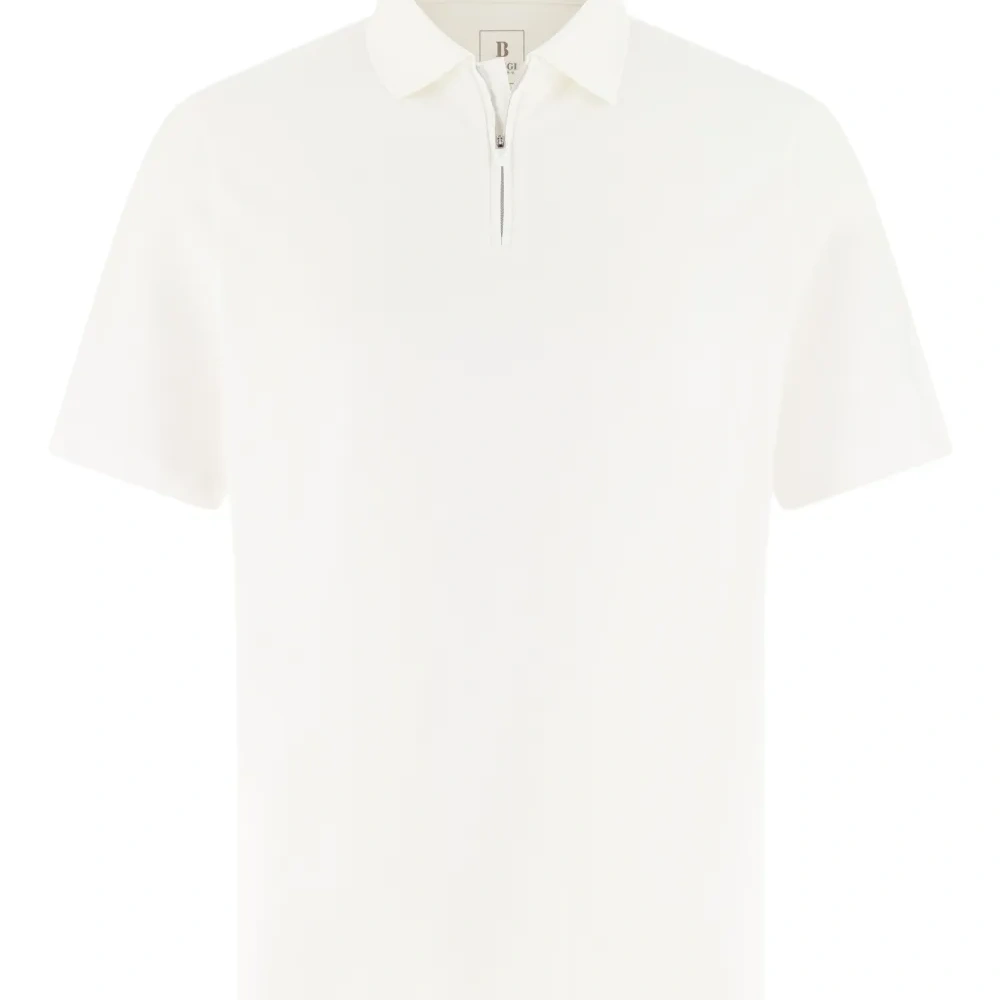 Поло с открытым воротником и аппликацией