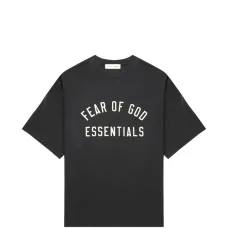 Футболка с логотипом