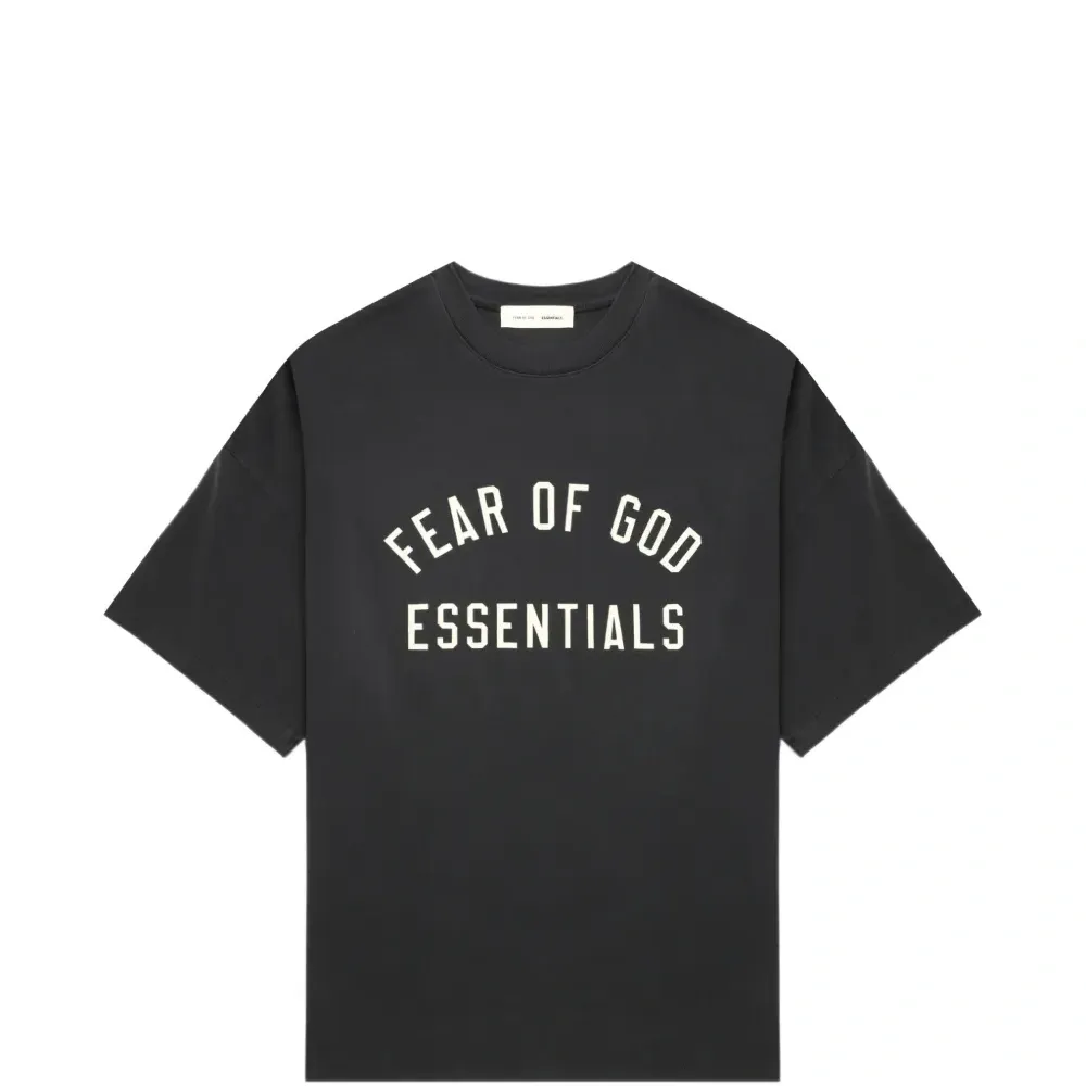 Футболка с логотипом