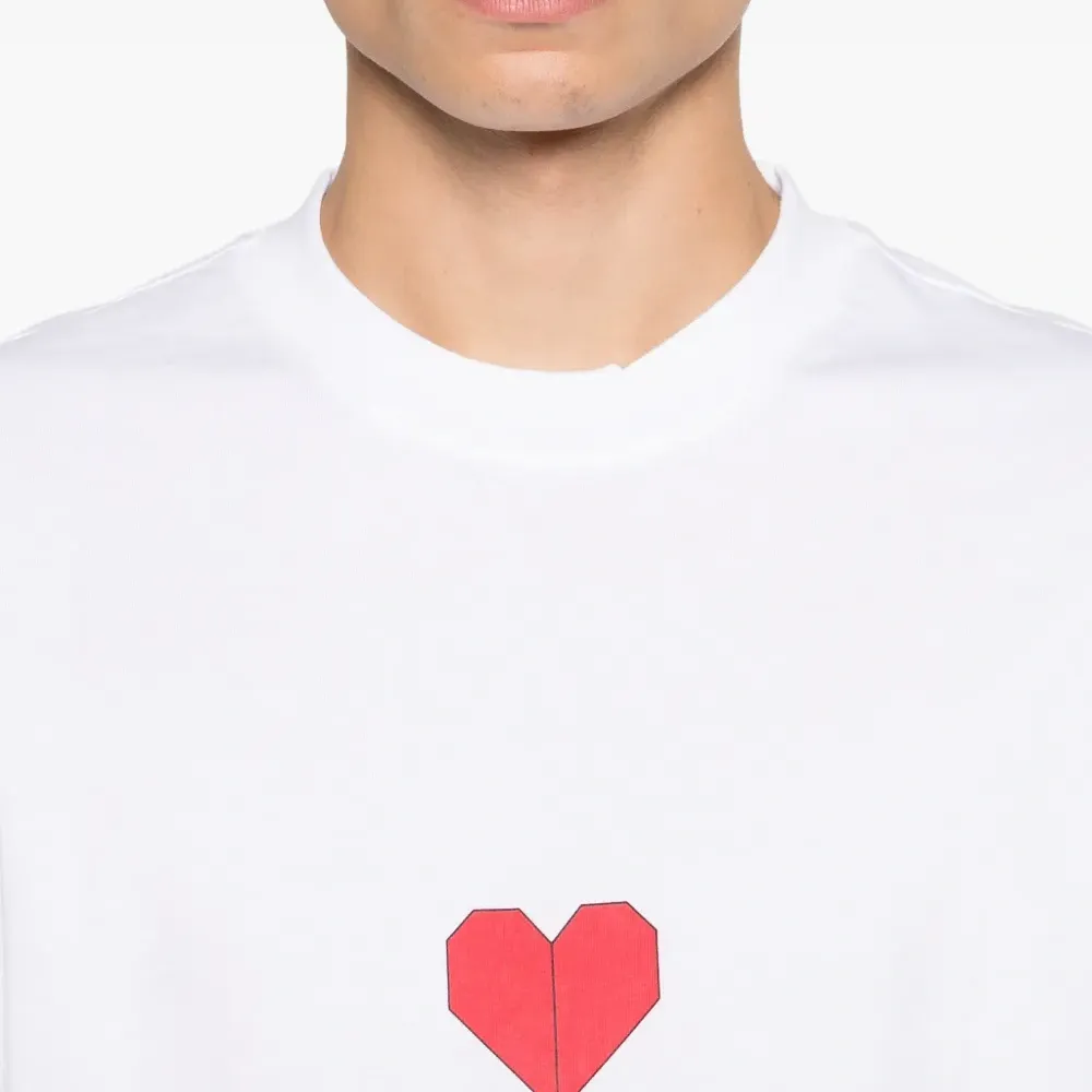 Футболка с принтом в виде сердца