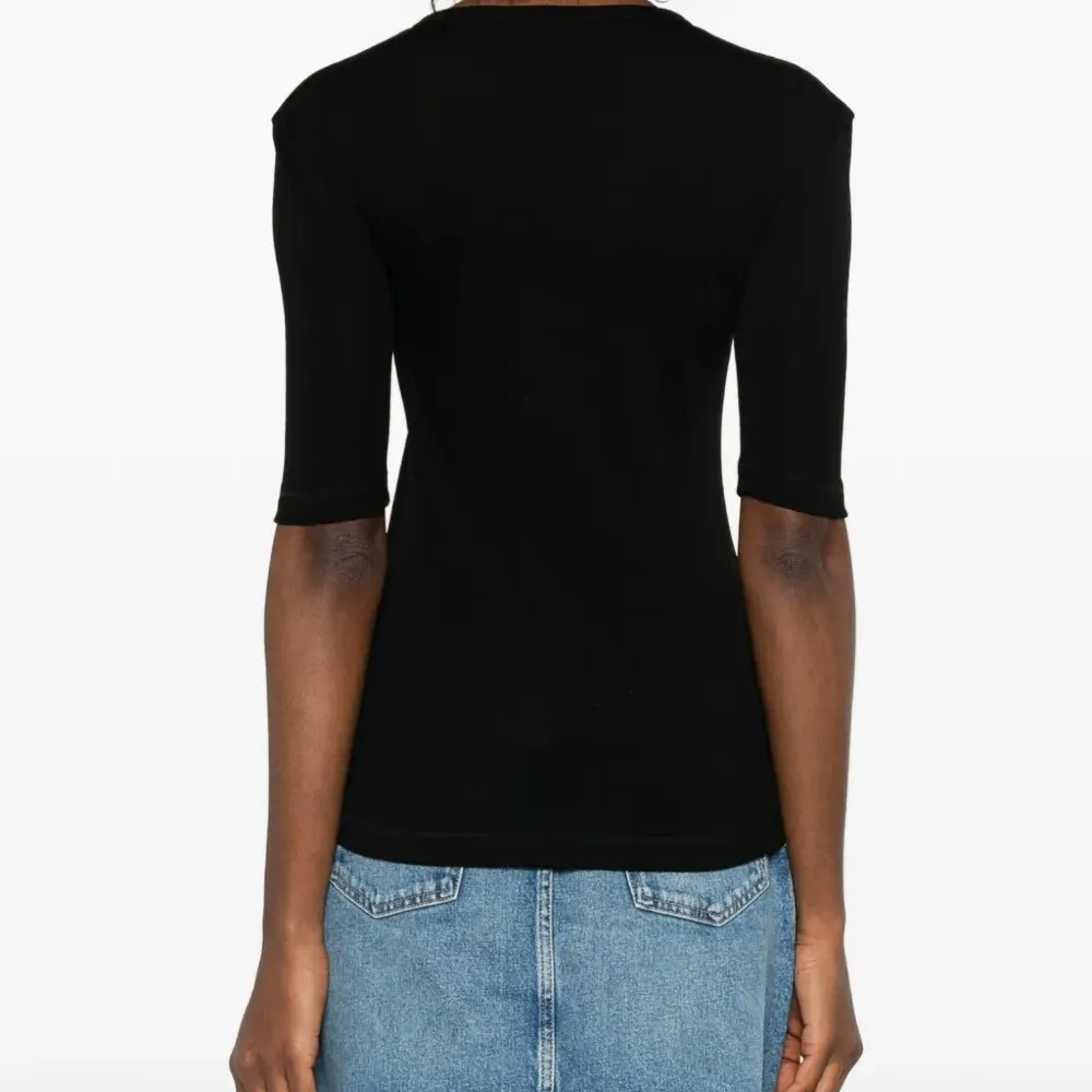 Футболка Leo