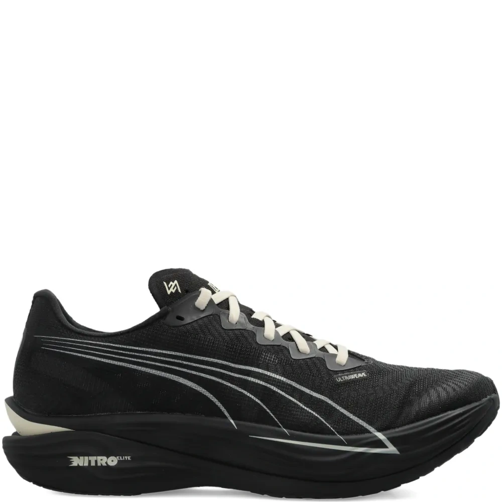 Кроссовки с комбинированными вставками на шнуровке