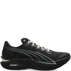 Кроссовки с комбинированными вставками на шнуровке