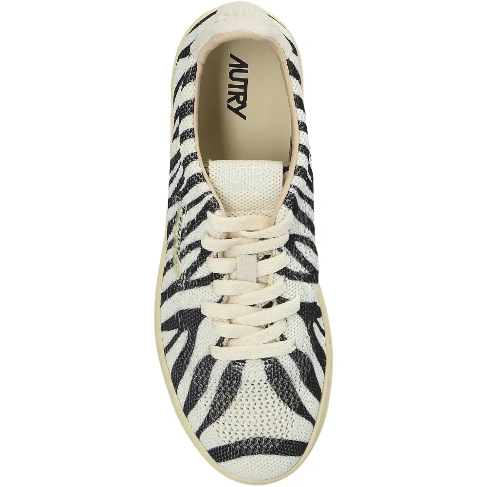 Кроссовки с принтом зебры