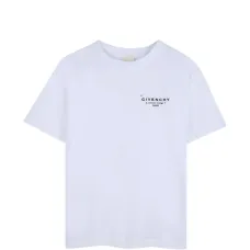 Футболка с короткими рукавами