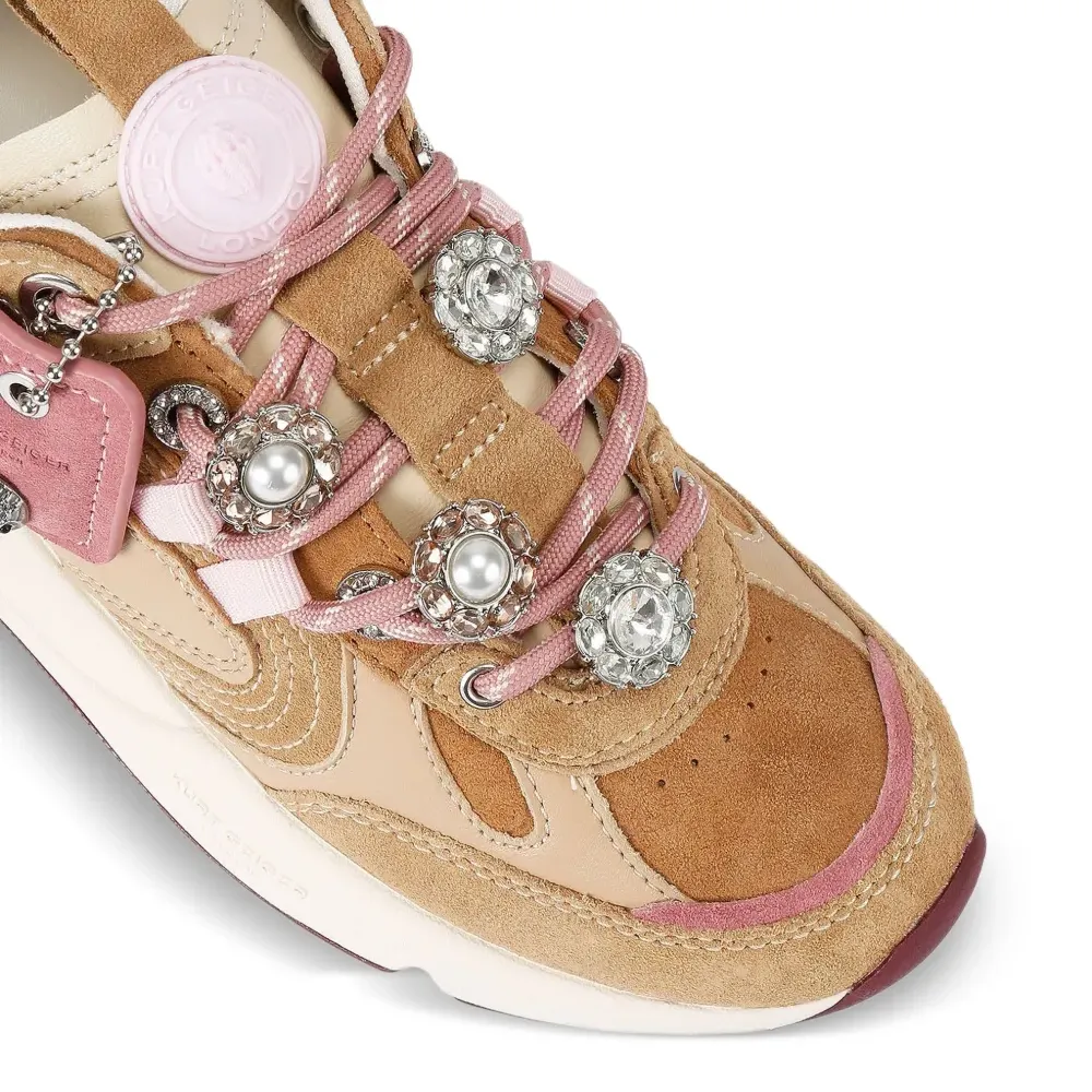 Декорированные кроссовки Kurt Runner