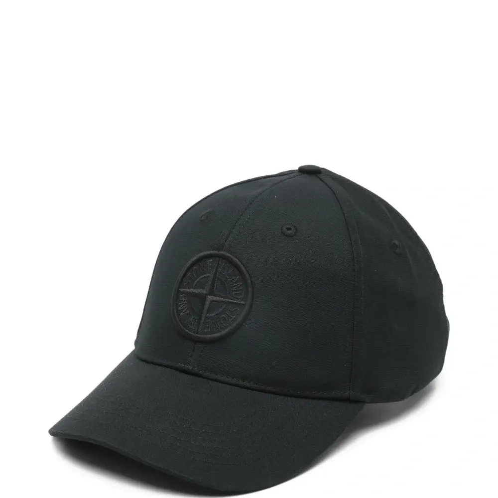 Бейсболка с логотипом