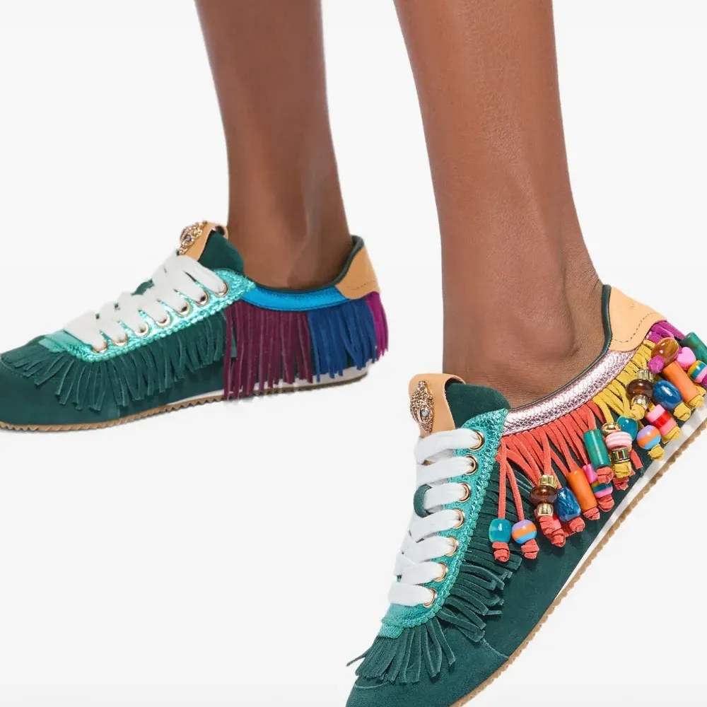 Кеды с кисточками