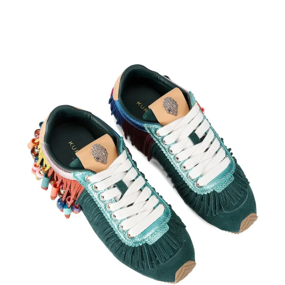 Кеды с кисточками