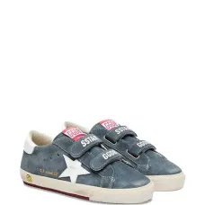 Кеды с липучкой и нашивкой в виде звезды