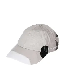 Камуфляжная кепка с вышивкой