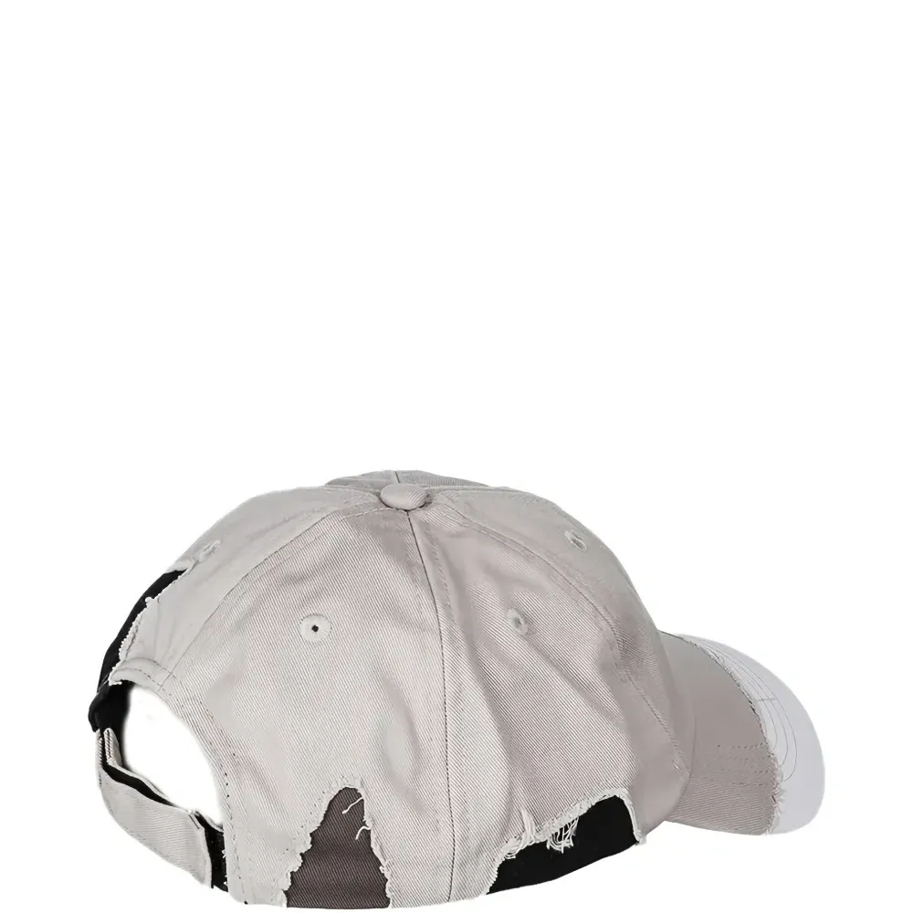 Камуфляжная кепка с вышивкой