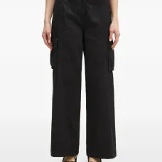 Брюки с накладными карманами