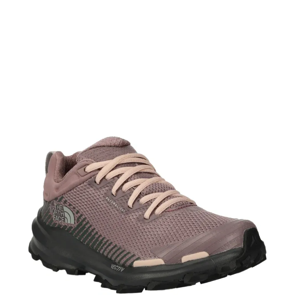 Кроссовки из сетчатого материала