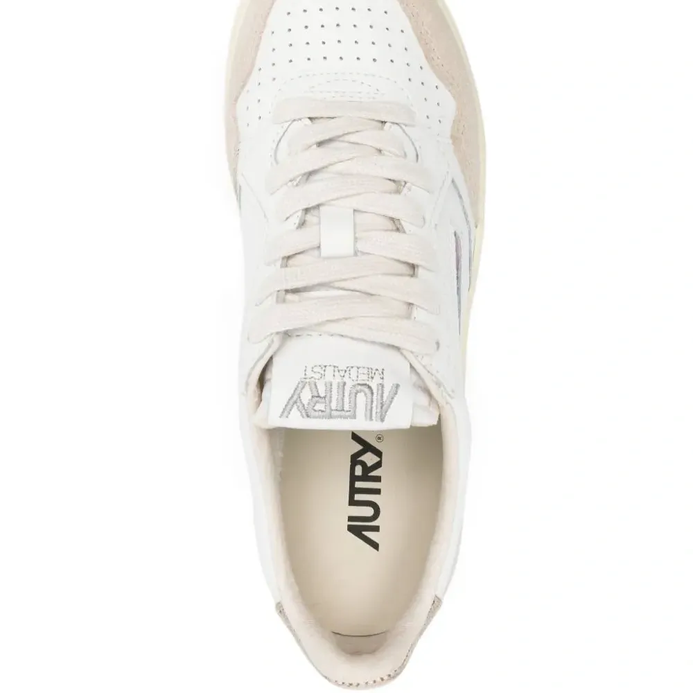 Кожаные кроссовки Medalist Low с перфорацией